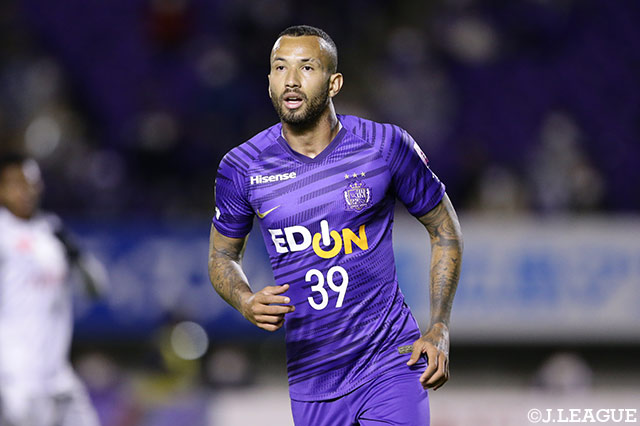 レアンドロ ペレイラは昨季、広島に期限付き移籍し、明治安田J1で26試合・15得点の成績でした