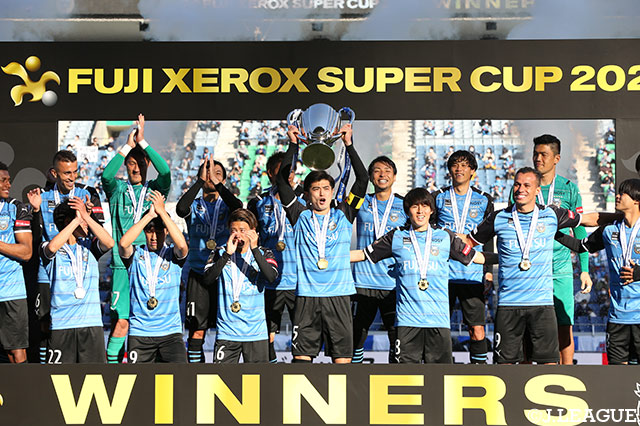 試合を決めたのは小林 悠！3-2で勝利を収めた川崎Ｆが2019年大会以来となる二度目の優勝【サマリー：FUJI XEROX SUPER CUP 2021】