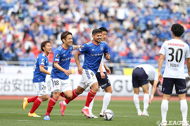 2節から9試合負けなしをキープする横浜FM。レオ セアラ(#9)ら新戦力もフィットしてきており、持ち前の攻撃力がさらに高まっていきそうだ