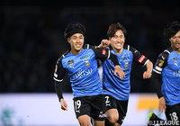 ライバル撃破の川崎Ｆが早くも独走態勢を築く。鹿島は監督交代で復調の気配【マンスリーレポート（4月）：明治安田Ｊ１】