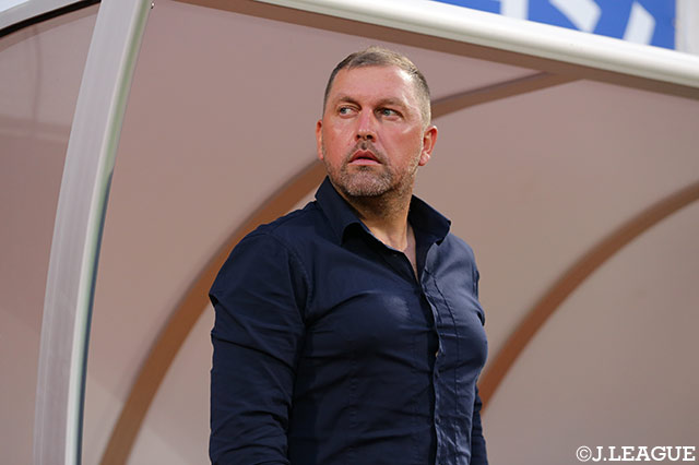 ピーター クラモフスキー新監督の愛媛戦からの指揮が決定【山形】