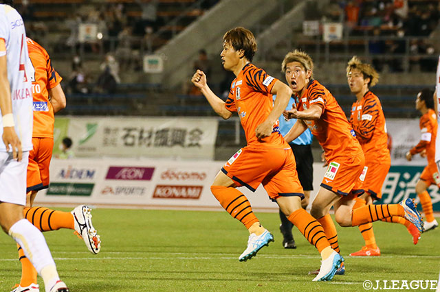 愛媛vs琉球は1-1のドロー決着 2位の琉球が先制もホームの愛媛が意地を見せる【サマリー：明治安田Ｊ２ 第13節】