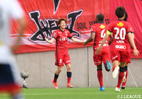 乱打戦を制したのは鹿島！土居 聖真のハットトリックなどで横浜FMを撃破し、4連勝を達成【サマリー：明治安田Ｊ１ 第14節】