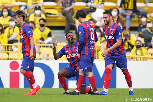 前節は柏に快勝を収め、連敗を5で食い止めたFC東京。チームに勢いをもたらしたディエゴ オリヴェイラとアダイウトンのコンビに今節もかかる期待は大きい