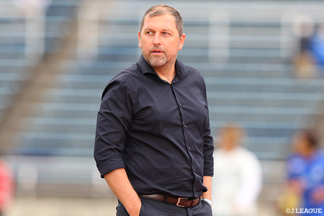 前節、千葉と引き分け連勝が3でストップした山形。それでもピーター クラモフスキー監督就任後は負けなしを続けており、試合を重ねるなかで確かな自信が生まれている印象だ