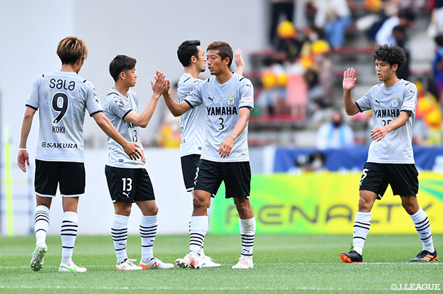4戦全勝の磐田が首位の京都に勝点で並ぶ。町田、山形、長崎、東京Ｖの4チームが勢いを加速させ、上位陣を射程圏内に【マンスリーレポート（6月）：明治安田Ｊ２】