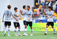 4戦全勝の磐田が首位の京都に勝点で並ぶ。町田、山形、長崎、東京Vの4チームが勢いを加速させ、上位陣を射程圏内に【マンスリーレポート(6月):明治安田J2】