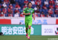 湘南よりMF梅崎が完全移籍加入【大分】