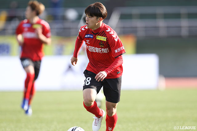 金沢よりMF窪田が期限付き移籍加入【岐阜】