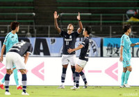 ルキアンが後半ATに劇的逆転ゴール！金沢を下した磐田が首位堅持！【サマリー：明治安田Ｊ２ 第26節】