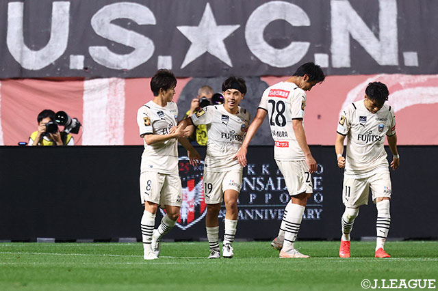 川崎Ｆが2-0勝利で首位堅持！ 2位横浜FMは14試合ぶりに敗れ両者の勝点差は4に広がる【サマリー：明治安田Ｊ１ 第27節】