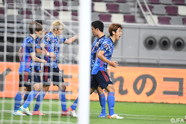 日本代表 中国を下して最終予選初勝利 伊東のクロスから大迫が決勝点 サマリー カタールw杯 アジア最終予選 中国vs日本 jリーグ Jp 日本代表 中国を下して最終予選初勝利 伊東のクロスから大迫が決勝点 サマリー カタールw杯 アジア最終予選 中国vs日本 jリーグ Jp