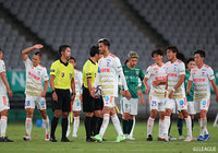 新潟が東京Vに勝利して4試合ぶりの白星!山口を下した相模原は降格圏脱出【サマリー:明治安田J2 第30節】