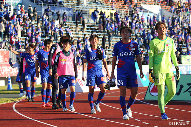 甲府が長崎との上位対決を制して逆転昇格に望みを繋ぐ 磐田は愛媛と引き分けて無敗継続 サマリー 明治安田j2 第35節 jリーグ Jp 甲府が長崎との上位対決を制して逆転昇格に望みを繋ぐ 磐田は愛媛と引き分けて無敗継続 サマリー 明治安田j2 第35節 jリーグ Jp