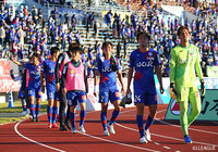 甲府が長崎との上位対決を制して逆転昇格に望みを繋ぐ!磐田は愛媛と引き分けて無敗継続【サマリー:明治安田J2 第35節】