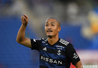 横浜FMが圧巻のゴールラッシュ!前田のハットトリック含む8発大勝でACL出場権獲得【サマリー:明治安田J1 第35節】