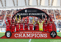 快勝を収めた熊本が逆転優勝＆4年ぶりのＪ２復帰！2位以上を確定させた岩手も悲願の初昇格【サマリー：明治安田Ｊ３ 第30節】