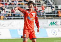 愛媛よりMF川村が復帰【広島】