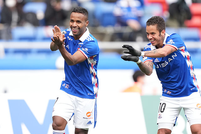 横浜FMの攻撃陣が爆発！4得点を奪い川崎Ｆとの熱戦を制す！神戸は槙野の恩返し弾で追いつき浦和と引き分ける【サマリー：明治安田Ｊ１ 第9節】