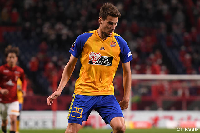 FWアレクサンドレ ゲデスが加入【新潟】