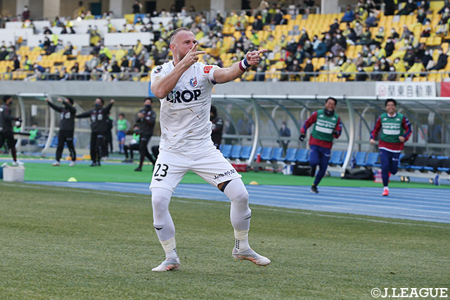ウノゼロ勝利の岡山が暫定首位に浮上！ 熊本は逆転で大宮を下しＪ２復帰後初白星を手にする【サマリー：明治安田Ｊ２ 第3節】