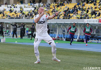 ウノゼロ勝利の岡山が暫定首位に浮上！ 熊本は逆転で大宮を下しＪ２復帰後初白星を手にする【サマリー：明治安田Ｊ２ 第3節】