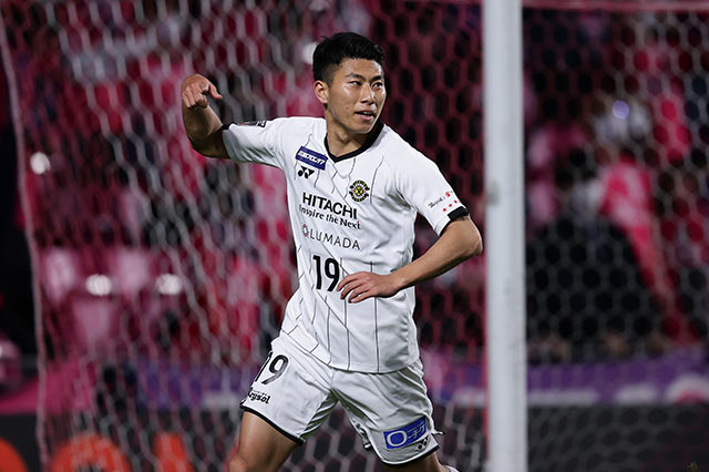 細谷 真大のゴールを守り切った柏が暫定首位に浮上！Ｃ大阪は4試合ぶりの黒星【サマリー：明治安田Ｊ１ 第7節】