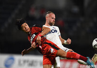 アウェイの岡山が先制も熊本が追いつき1-1の痛み分けに【サマリー:明治安田J2 第11節】