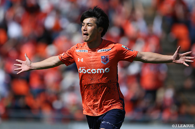 開幕から苦しんだ大宮は待望の初勝利を含む3勝を挙げた