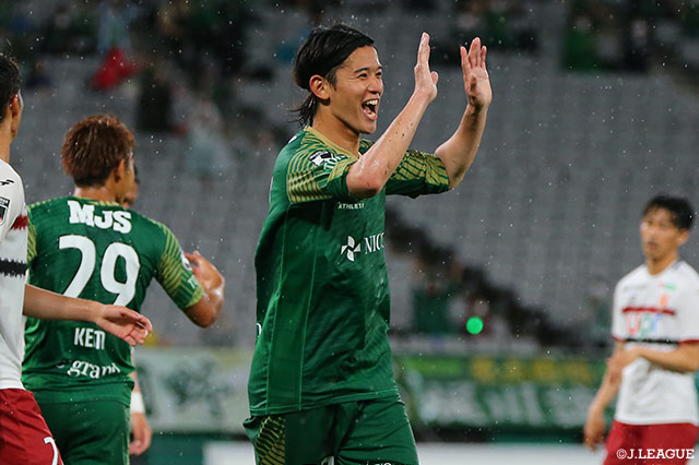 東京Vは、前節の山口戦で3-0と快勝。水曜日には天皇杯で川崎Fを撃破した。ふたつの試合でともに結果を出した佐藤 凌我のパフォーマンスに注目だ!