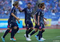 盤石の強さを見せる横浜FMが2戦2勝で首位堅持。2連敗で最下位に沈む神戸は三度目の監督交代を断行【マンスリーレポート（6月）：明治安田Ｊ１】