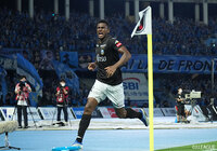 “神奈川ダービー”はジェジエウの劇的決勝弾で川崎Ｆに軍配！札幌は湘南に5発大勝【サマリー：明治安田Ｊ１ 第24節】