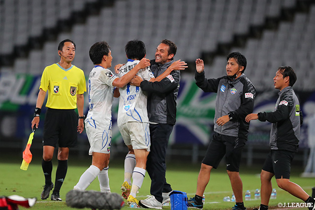 徳島が雨中の激戦を制し 8試合ぶりの勝利を掴む 敗れた東京vは13位に後退 サマリー 明治安田j2 第27節 jリーグ Jp 徳島が雨中の激戦を制し 8試合ぶりの勝利を掴む 敗れた東京vは13位に後退 サマリー 明治安田j2 第27節 jリーグ Jp
