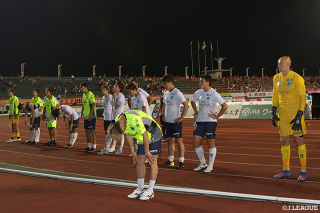 横浜FC、新潟の連勝が3でストップ 仙台は水戸に敗れ4連敗を喫す【サマリー：明治安田Ｊ２ 第34節】