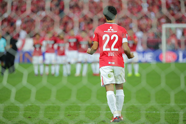 2016年の決勝は延長戦の末、PK戦に。PK後攻の浦和で最初にゴールを決めてガッツポーズ。