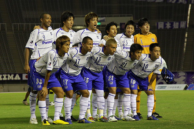 リーグカップ戦初出場は2010年の準々決勝第1戦。広島を相手に0－1で勝利。