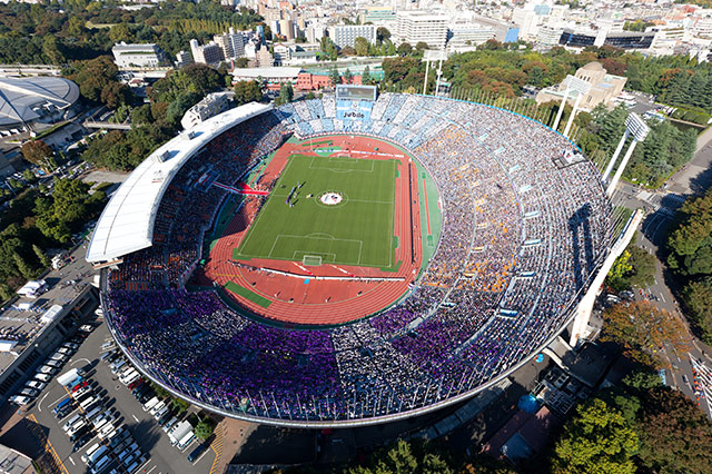 広島時代、初めて決勝に進出した2010年は国立競技場でジュビロ磐田と対戦。