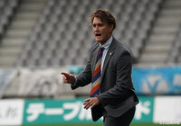 シュタルフ監督の続投を発表【長野】