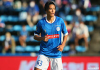 水戸よりMF鈴木が完全移籍加入【岡山】