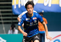 大分よりMF小林が完全移籍加入【山口】