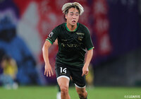 石浦は2020年より東京Ｖに在籍し、昨季の明治安田生命Ｊ２リーグでは20試合・1得点の成績でした