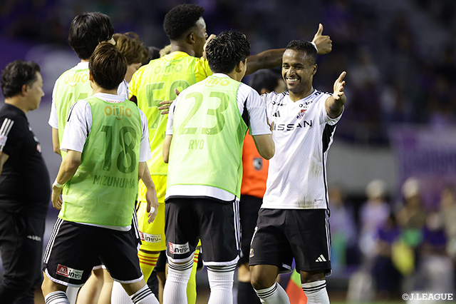 横浜FMが広島を下し、破竹の5連勝！鳥栖は敵地で湘南に6発大勝【サマリー：明治安田Ｊ１ 第18節】