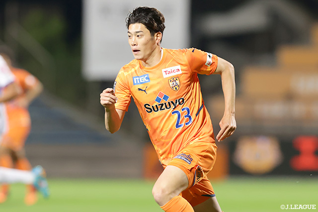  ラシン・クルブ・ドゥ・ストラスブール・アルザスよりMF鈴木が復帰【清水】