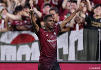 鳥栖に逆転勝利の神戸が首位に再浮上!C大阪は浦和との上位対決を制す【サマリー:明治安田J1 第21節】