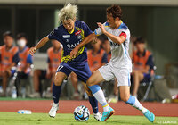 磐田は群馬と引き分けるも2位をキープ！撃ち合いを制した東京Ｖが4試合ぶりの勝点3を獲得【サマリー：明治安田Ｊ２ 第27節】