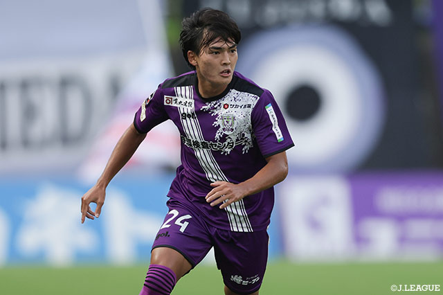 久保は2021年より藤枝に在籍し、今季の明治安田生命J2リーグでは27試合・5得点の成績でした