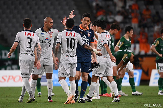 東京Ｖとの上位対決を制した清水が3位に浮上！磐田は仙台に4発快勝【サマリー：明治安田Ｊ２ 第29節】