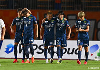 2発快勝の徳島が降格圏を脱出！群馬vs金沢は雷雨の影響で中止に【サマリー：明治安田Ｊ２ 第31節】