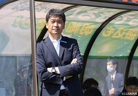 金氏は2016年から2018年まで琉球の監督を務め、今季途中までは鳥取を指揮していました