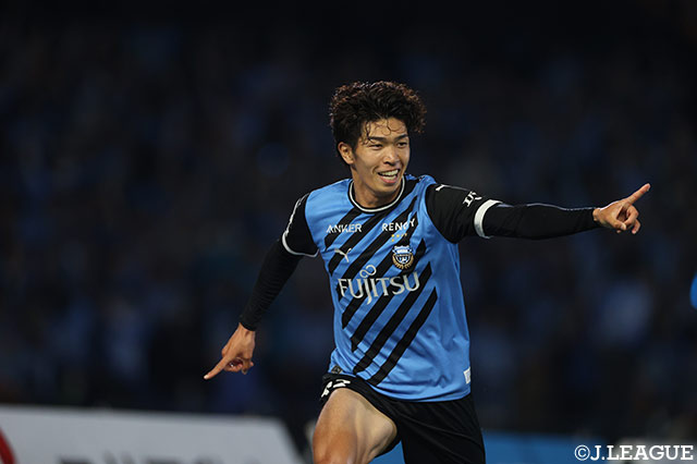 川崎Ｆが終盤3発で劇的逆転勝利！ 快勝の浦和は7戦負けなしで3位をキープ【サマリー：明治安田Ｊ１ 第30節】